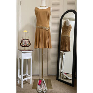 Vintage 1960’s Shimmery Metallic Gold MOD/Cocktail Original Jr. Them NY Dress